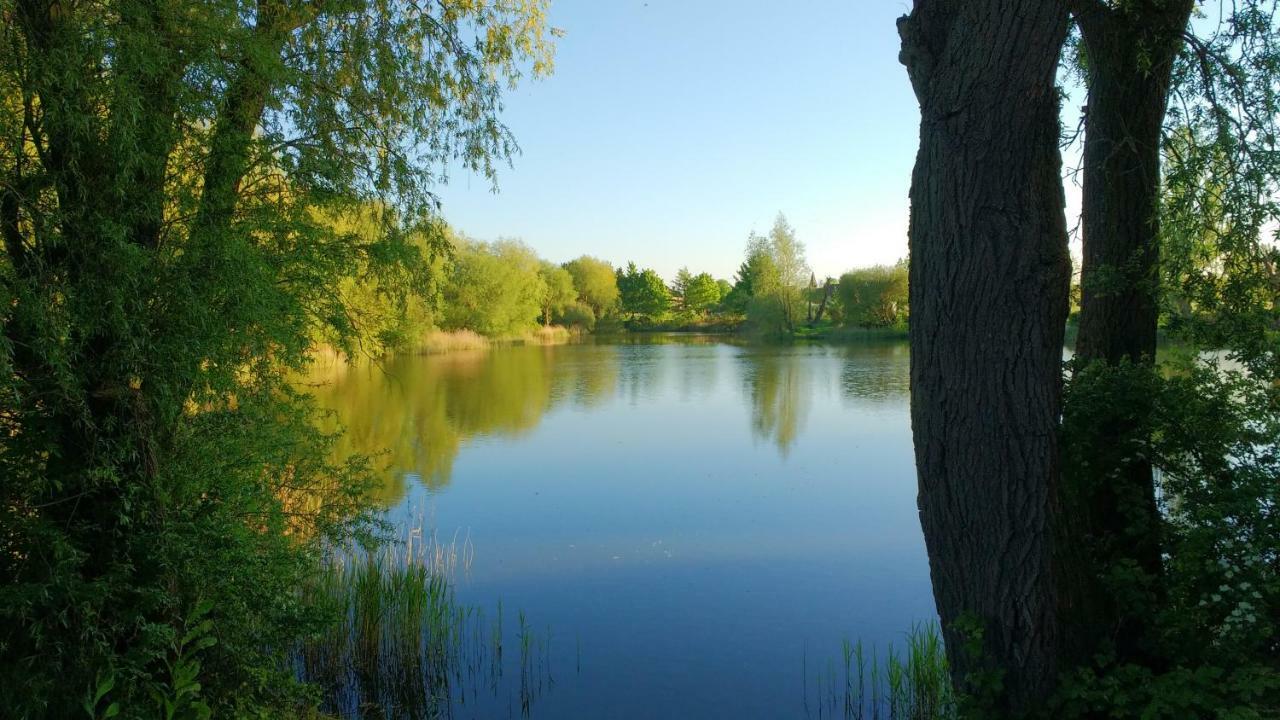 Highfields Holidays Bed & Breakfast Peterborough Buitenkant foto
